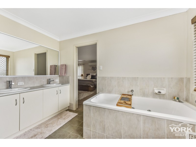 Meringandan West QLD 4352