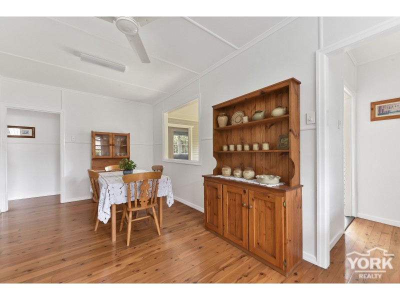 139 Stephen Street, Harristown QLD 4350