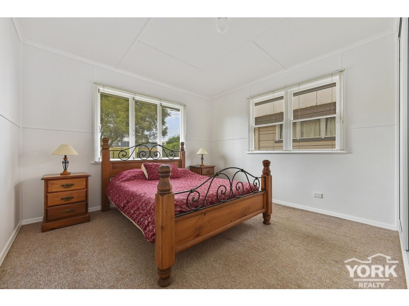 139 Stephen Street, Harristown QLD 4350
