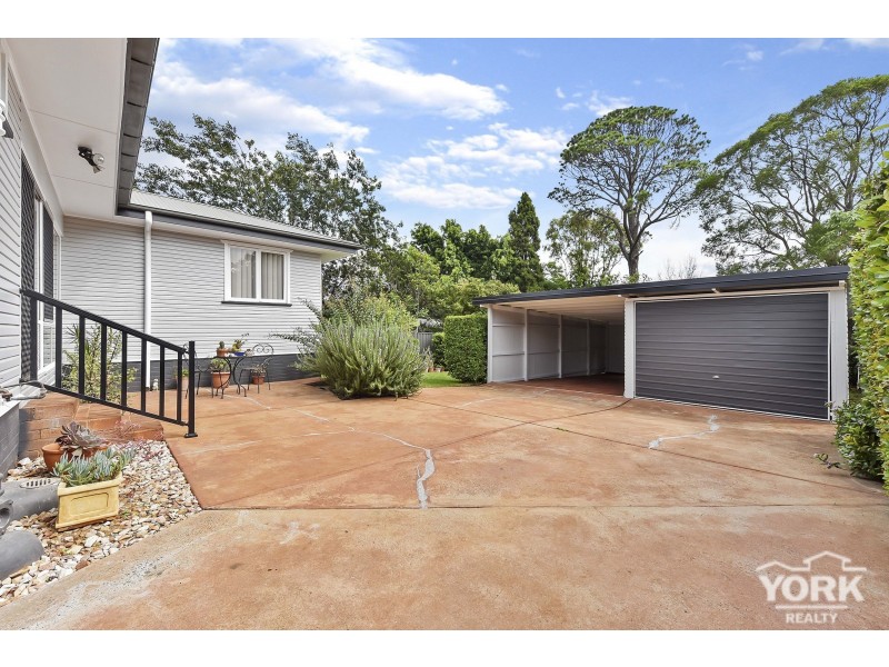 139 Stephen Street, Harristown QLD 4350