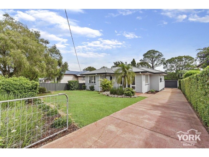 139 Stephen Street, Harristown QLD 4350