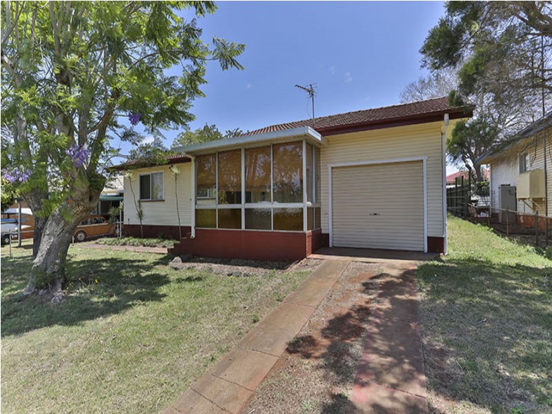 21 McCafferty Street, Wilsonton QLD 4350