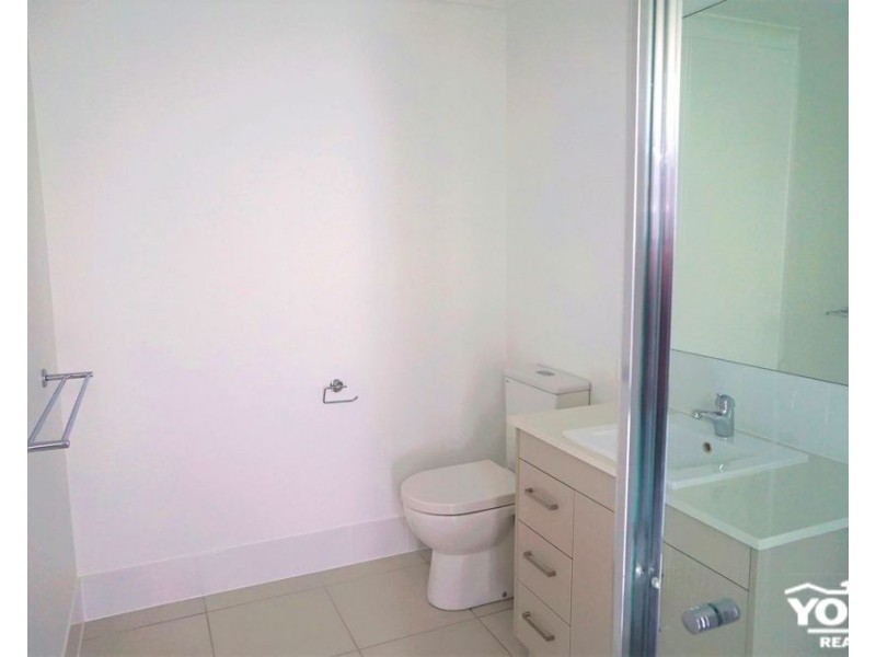 1/18 Diva Lane, Glenvale QLD 4350