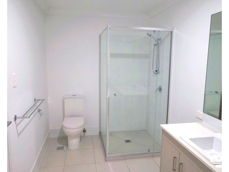 1/18 Diva Lane, Glenvale QLD 4350