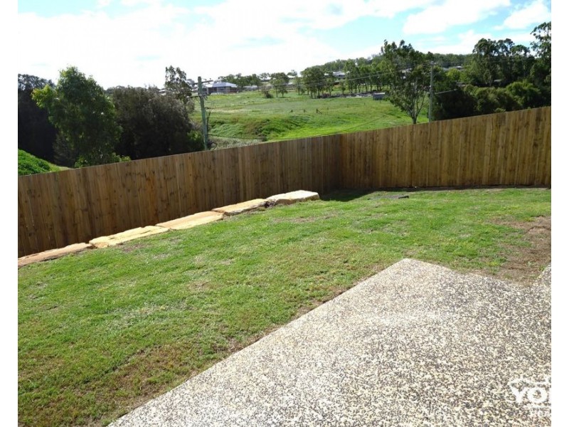 1/18 Diva Lane, Glenvale QLD 4350