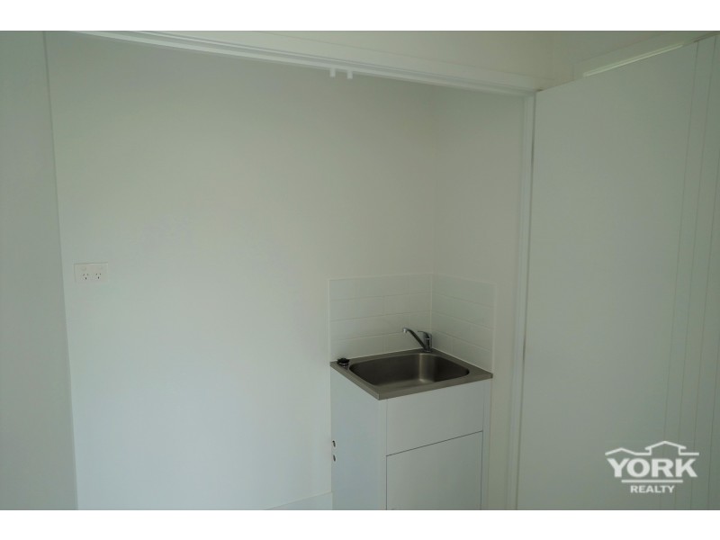 2/18 Diva Lane, Glenvale QLD 4350