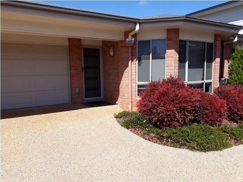 2/7 Alexander Avenue, Highfields QLD 4352