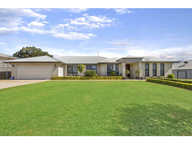 23 Pugh Street, Middle Ridge QLD 4350