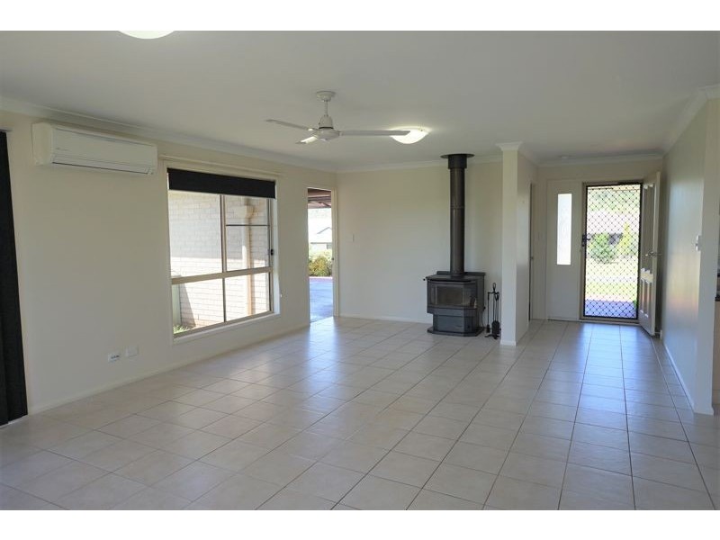5 Kite Street, Meringandan QLD 4352