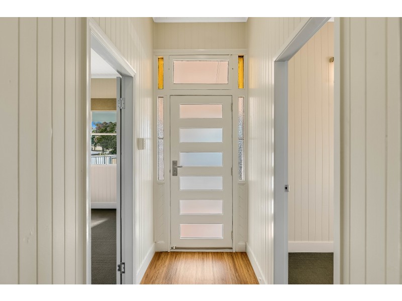 30 Goggs Street, Toowoomba City QLD 4350