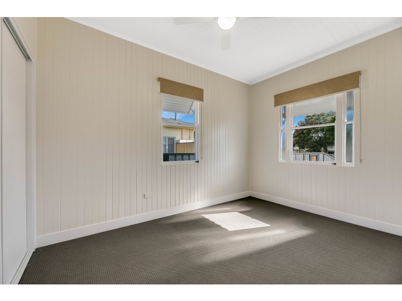 30 Goggs Street, Toowoomba City QLD 4350