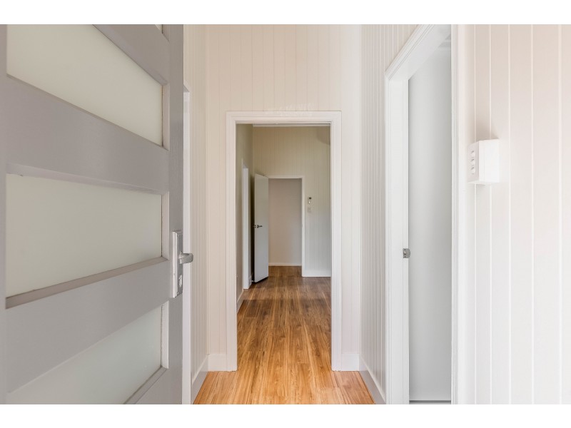 30 Goggs Street, Toowoomba City QLD 4350