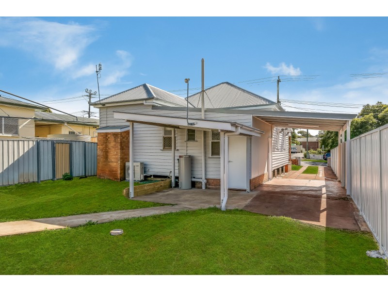 30 Goggs Street, Toowoomba City QLD 4350