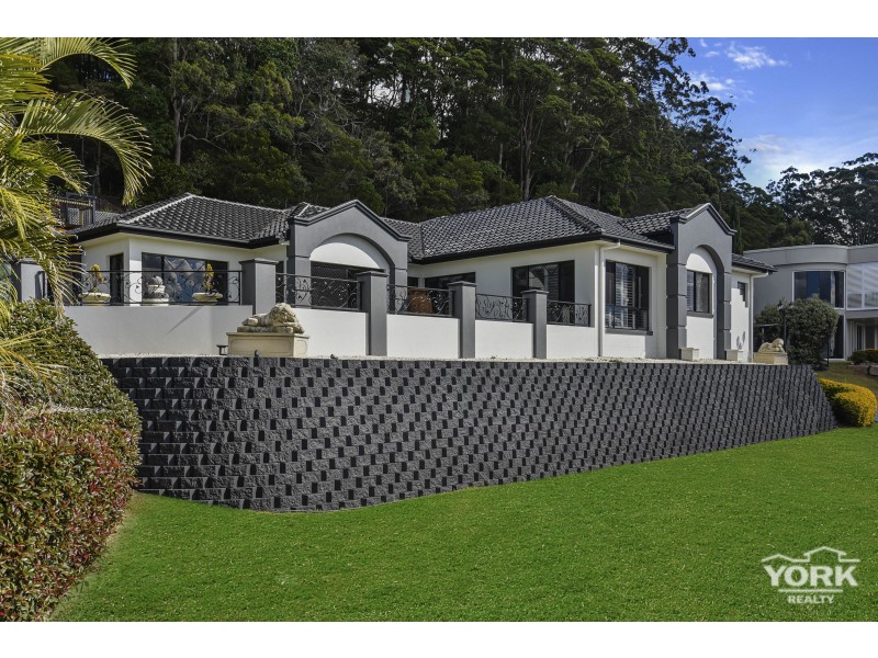 43 Windemere Terrace, Mount Lofty QLD 4350