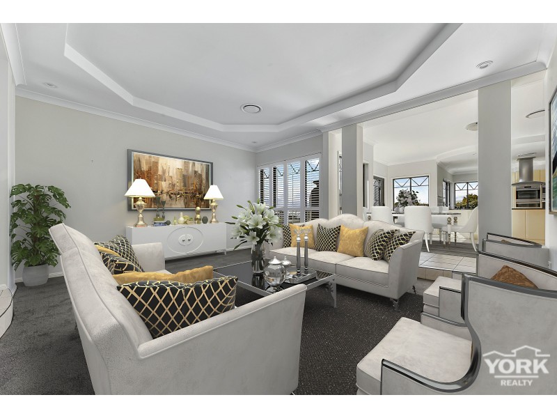 43 Windemere Terrace, Mount Lofty QLD 4350