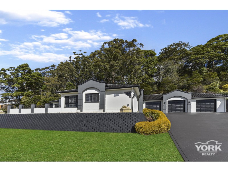 43 Windemere Terrace, Mount Lofty QLD 4350