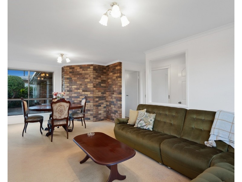 12 Karyn Street, Centenary Heights QLD 4350