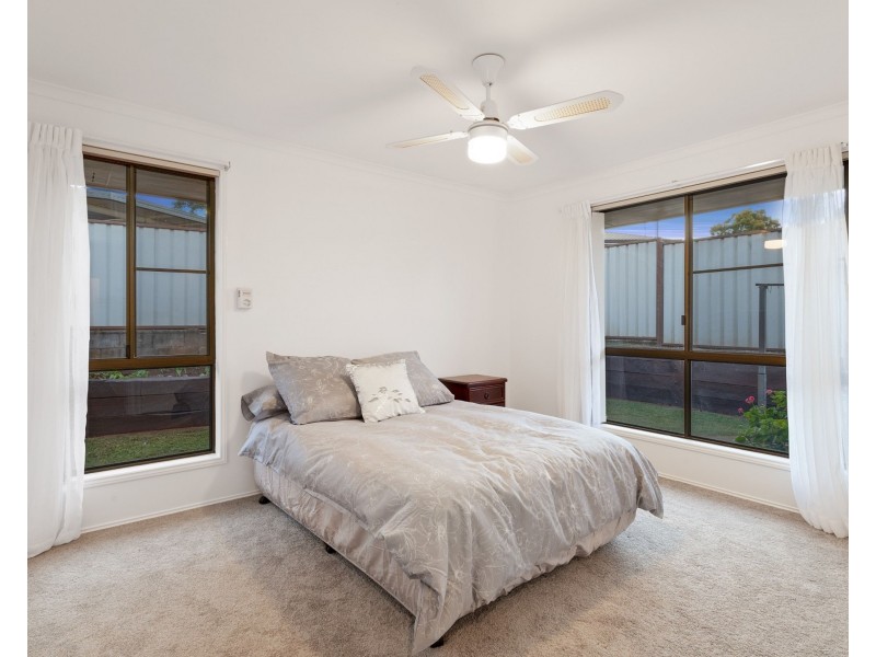 12 Karyn Street, Centenary Heights QLD 4350