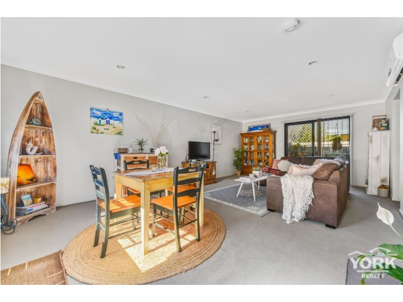 Kearneys Spring QLD 4350