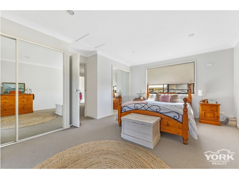 Kearneys Spring QLD 4350