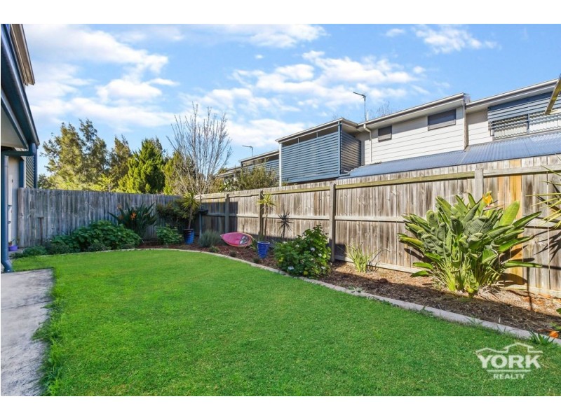 Kearneys Spring QLD 4350