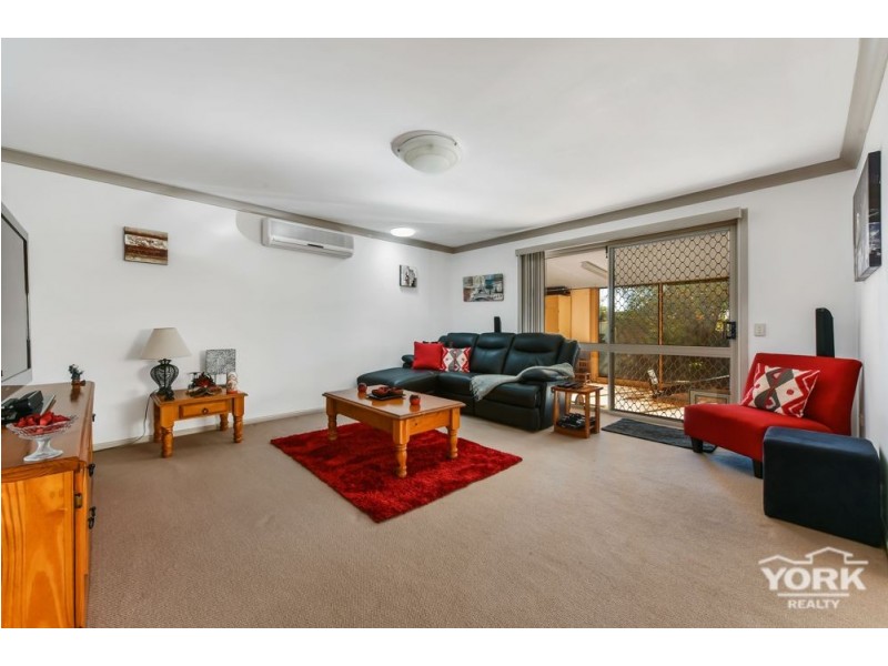 Centenary Heights QLD 4350