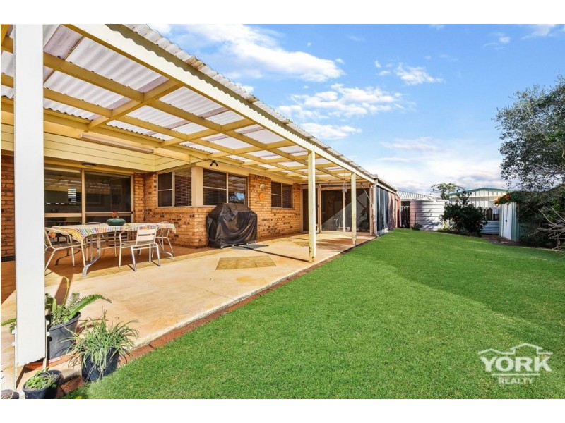 Centenary Heights QLD 4350