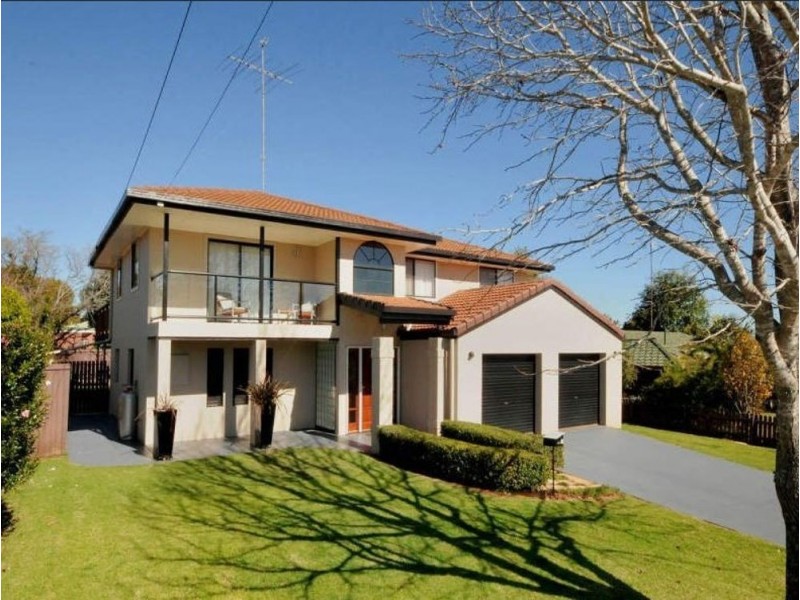 Centenary Heights QLD 4350