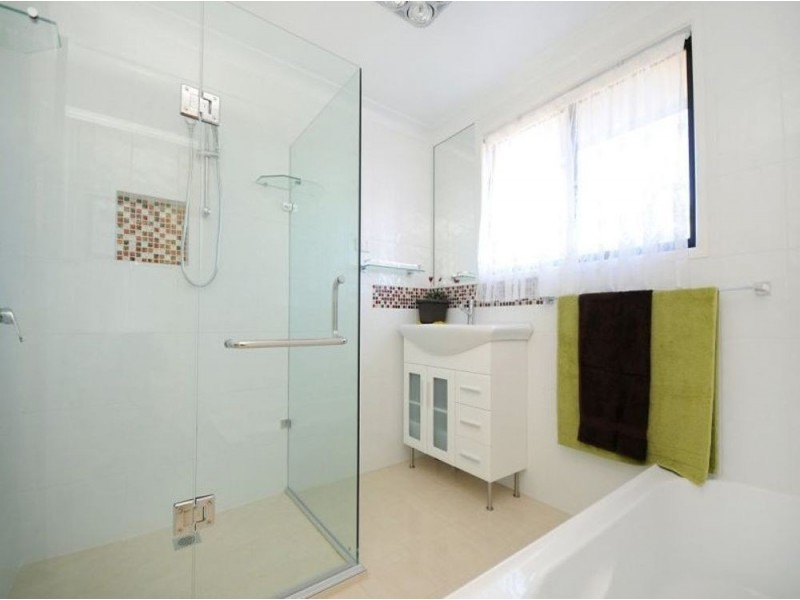 Centenary Heights QLD 4350