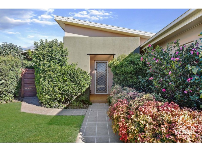28 Shelton Crescent, Kearneys Spring QLD 4350