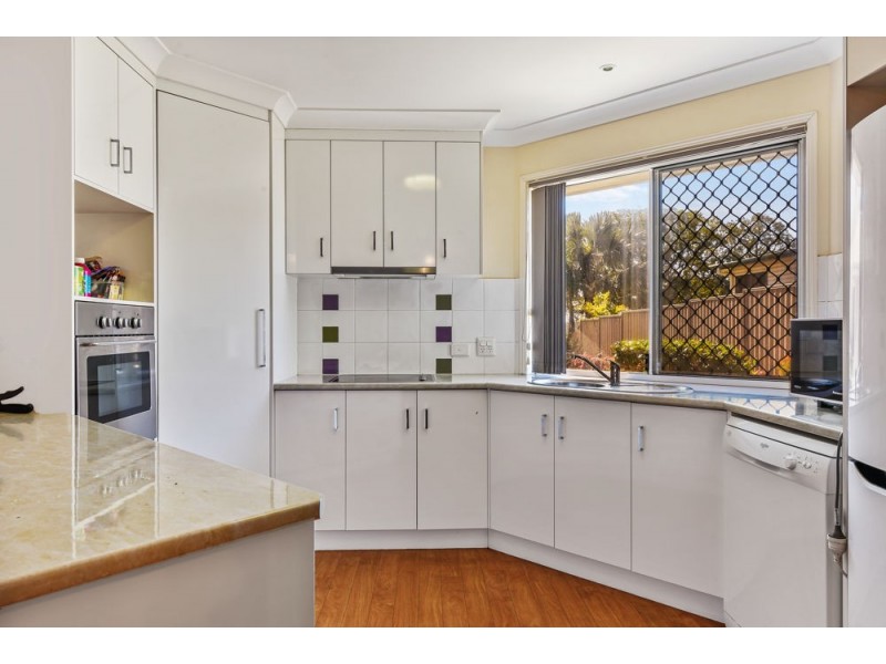 2/132 Taylor Street, Newtown QLD 4350
