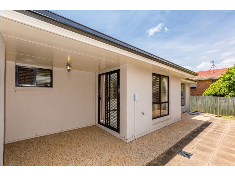 Kearneys Spring QLD 4350