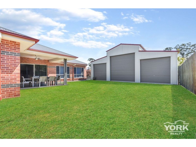 18 Samuel Avenue, Crows Nest QLD 4355