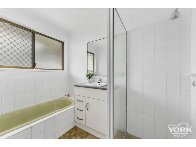 Wilsonton Heights QLD 4350