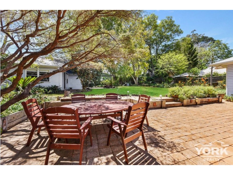 Mount Lofty QLD 4350