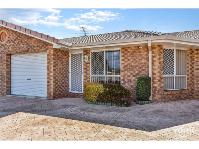 Kearneys Spring QLD 4350