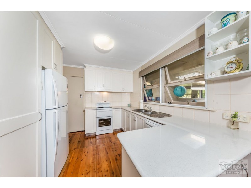 44 Tara Street, Wilsonton QLD 4350