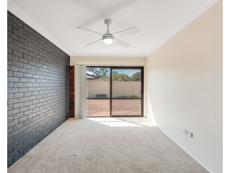 2/4a Storey Street, Centenary Heights QLD 4350