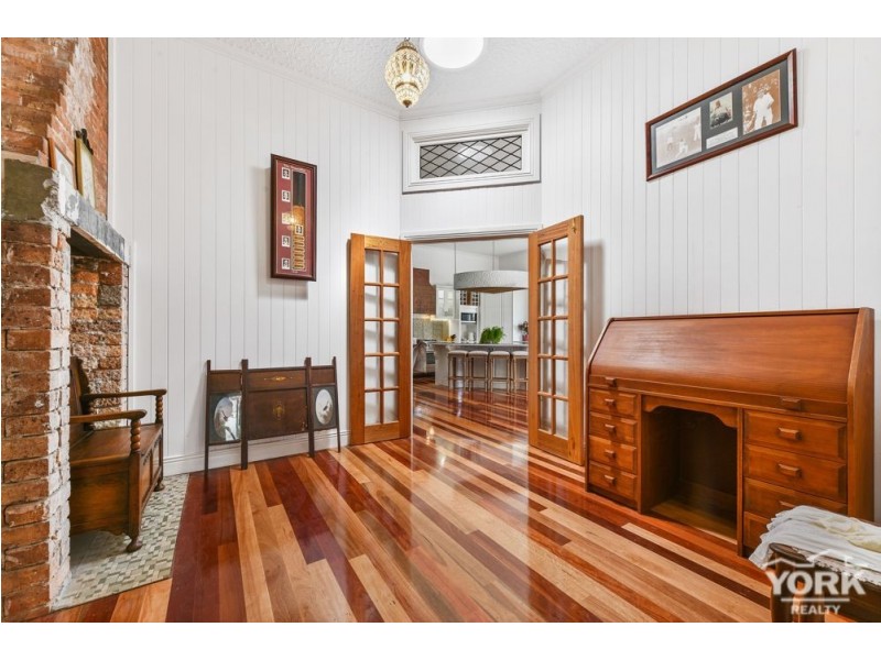 North Toowoomba QLD 4350