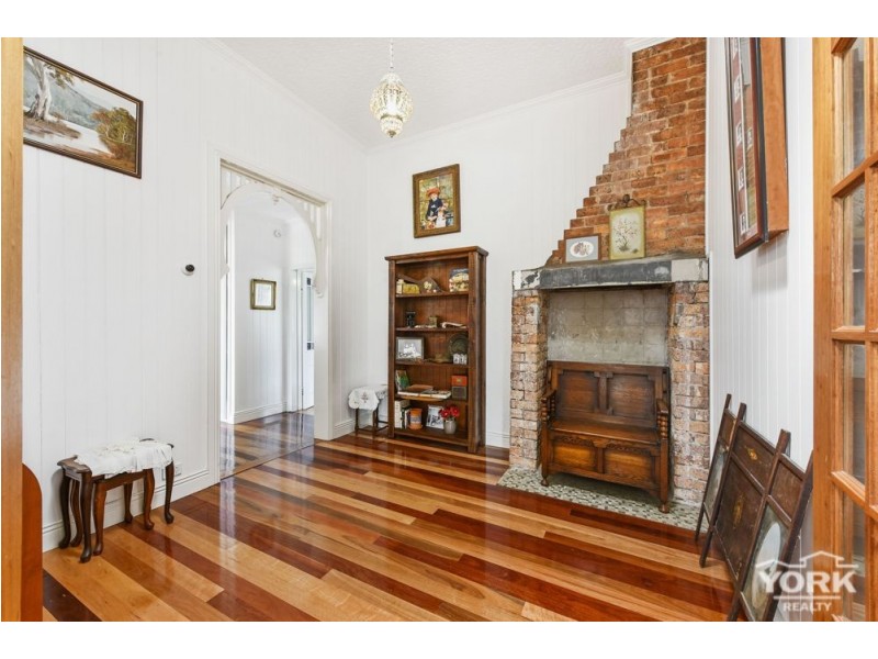 North Toowoomba QLD 4350