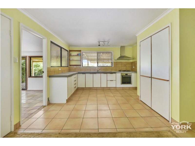 Kearneys Spring QLD 4350