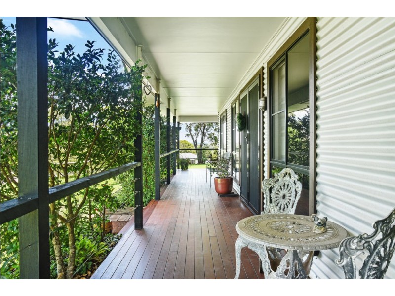 2 Ashley Court, Highfields QLD 4352