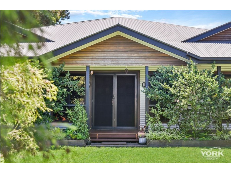 2 Ashley Court, Highfields QLD 4352