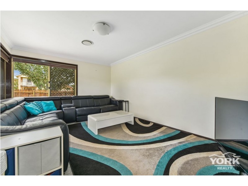 34 Wood Drive, Middle Ridge QLD 4350