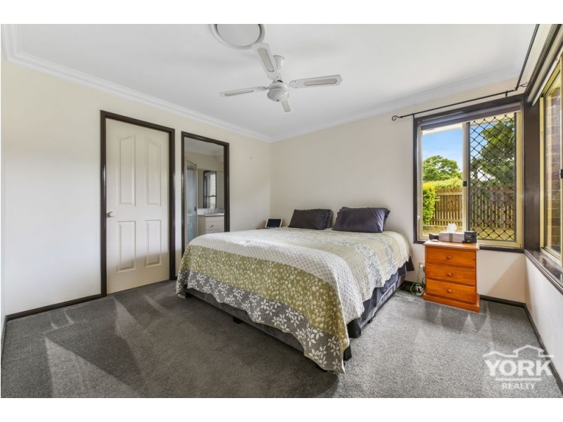 34 Wood Drive, Middle Ridge QLD 4350