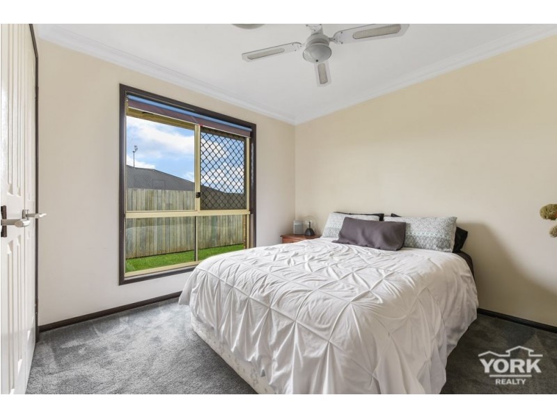 34 Wood Drive, Middle Ridge QLD 4350