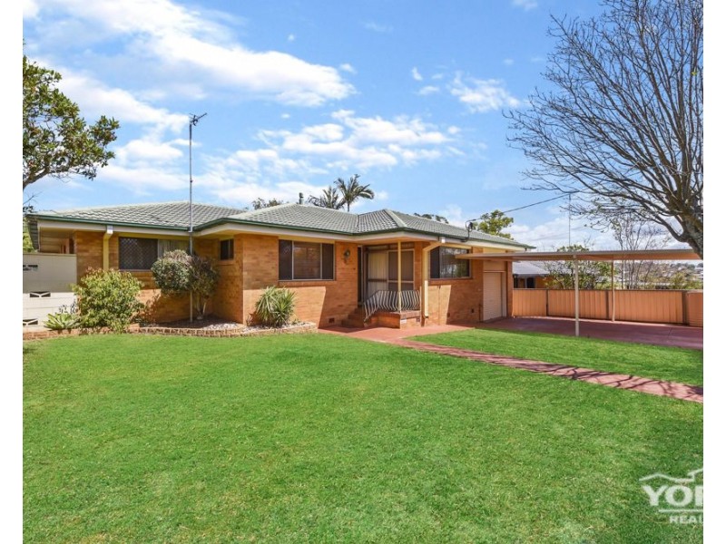 8 Girrawheen Street, Rangeville QLD 4350