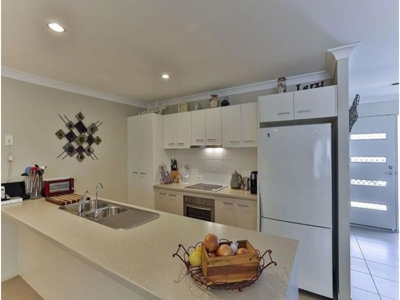 10 Dixon Court, Wilsonton Heights QLD 4350