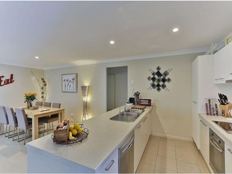 10 Dixon Court, Wilsonton Heights QLD 4350