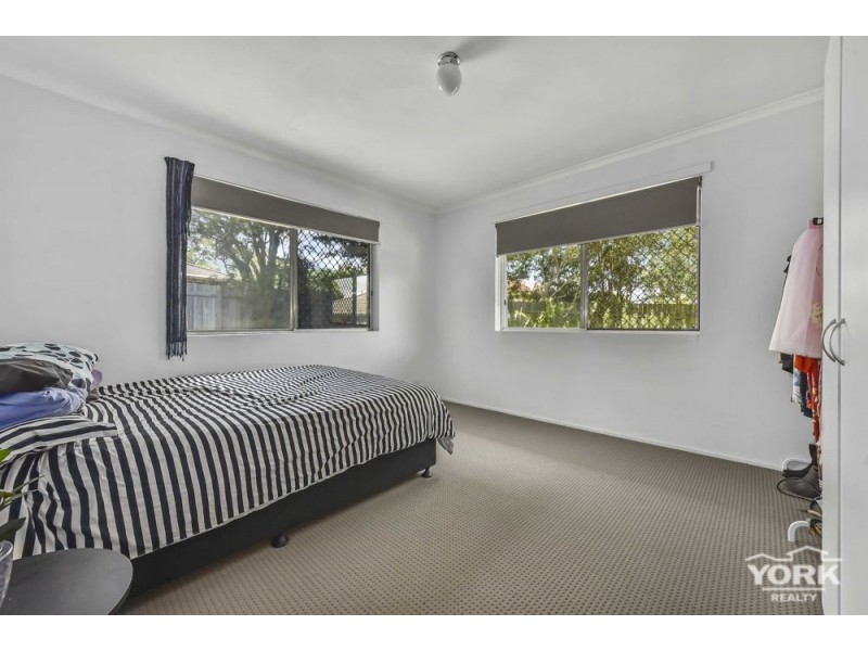 Kearneys Spring QLD 4350